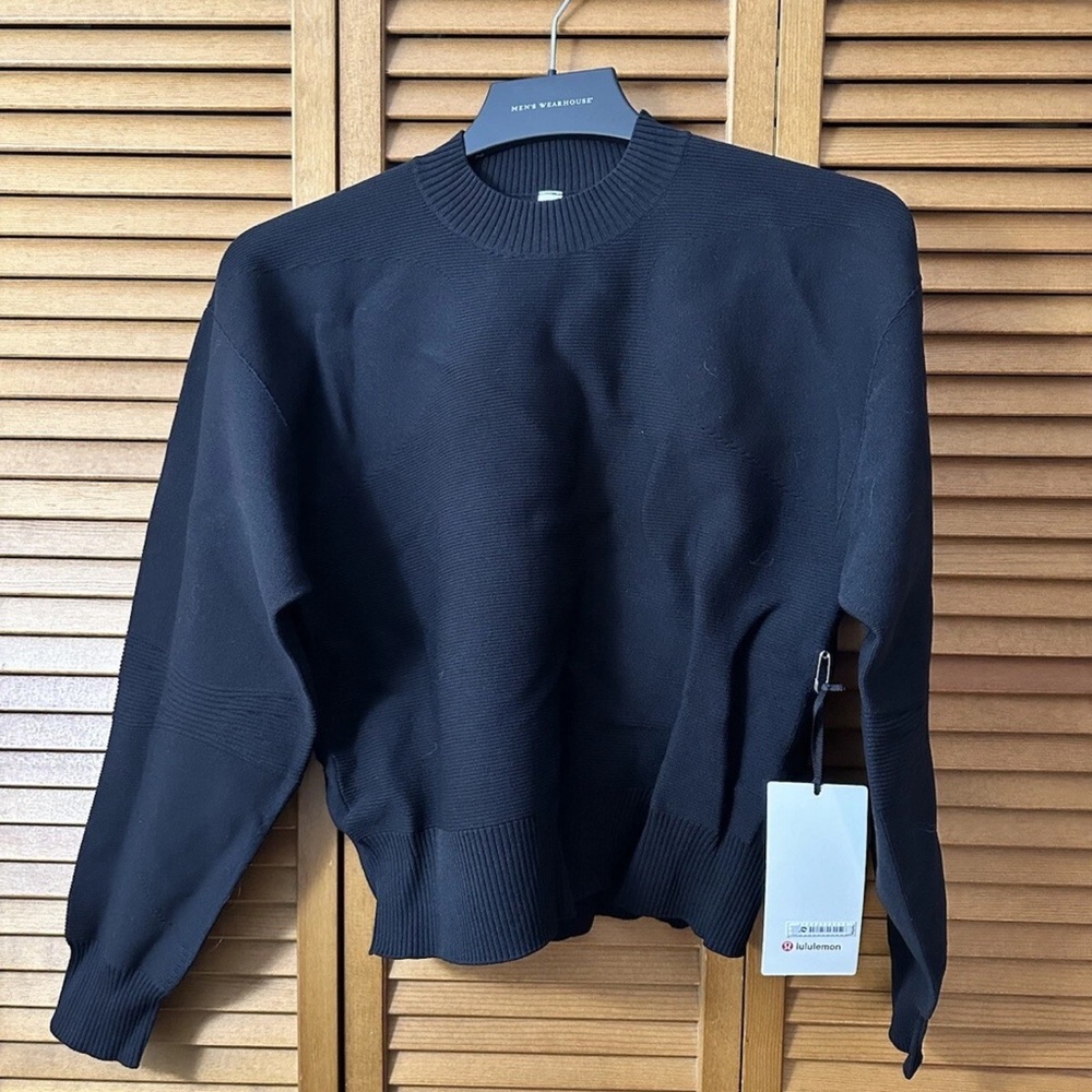 NWT Lululemon Women’s AllAround Crew Sweater Black Size 6